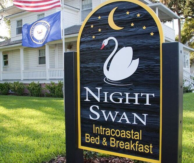 فندق Night Swan Intracoastal B&b