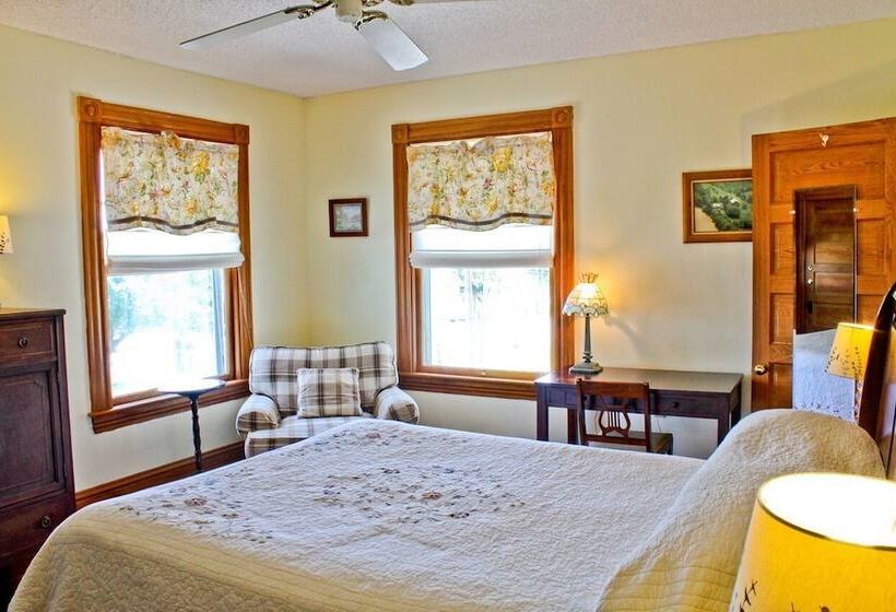 فندق Night Swan Intracoastal B&b