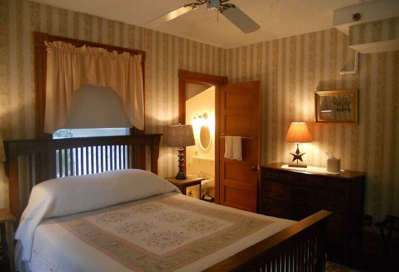 فندق Night Swan Intracoastal B&b