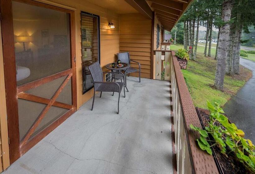 酒店 Nisqually Lodge