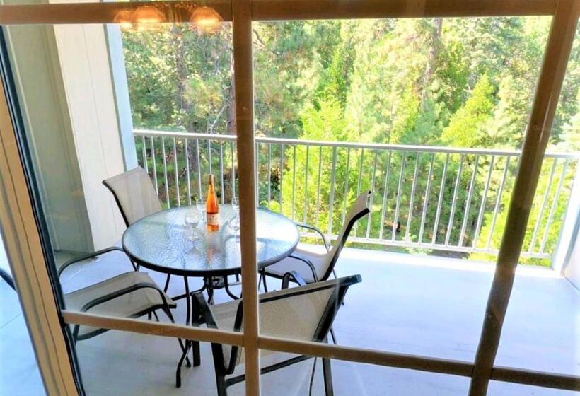 Отель North Bay At Lake Arrowhead