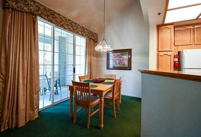 Отель North Bay At Lake Arrowhead