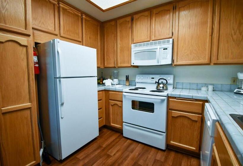 호텔 North Bay At Lake Arrowhead