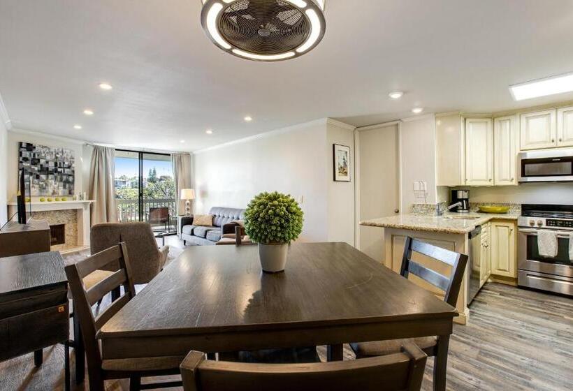 فندق North Coast Village