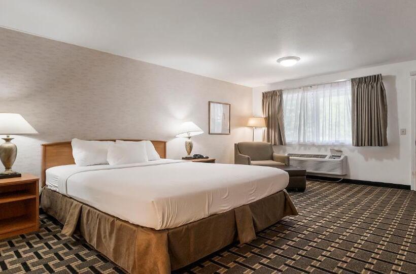 فندق Northern Queen Inn