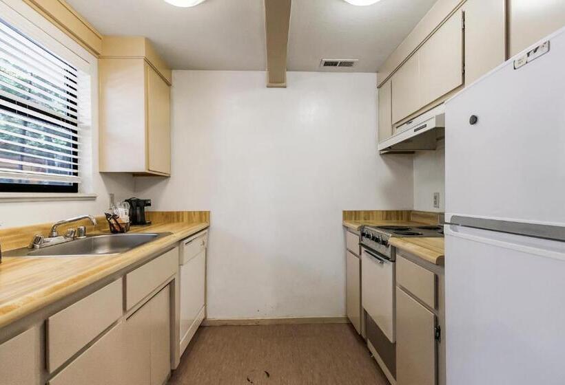 ホテル Northern Queen Inn