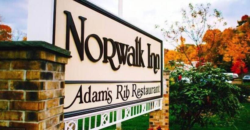 فندق Norwalk Inn & Conference Center