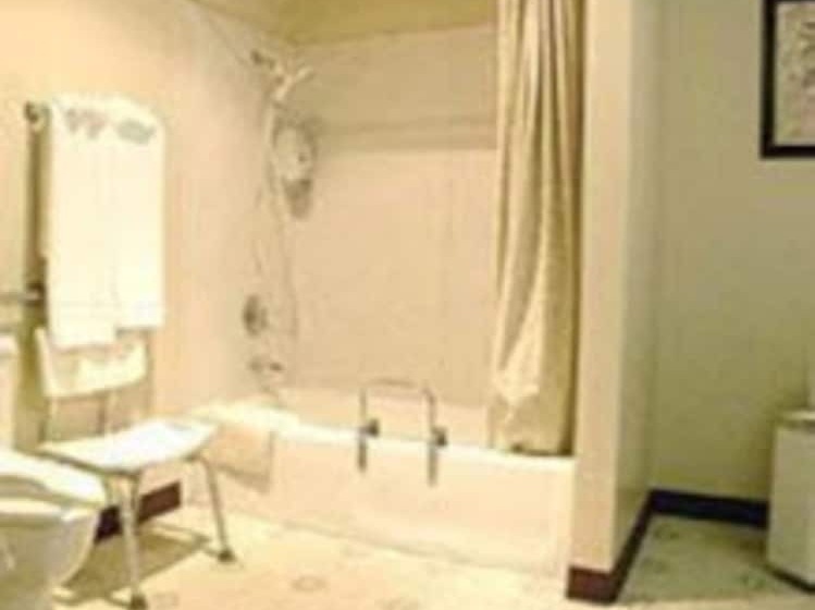 فندق Oakridge Inn