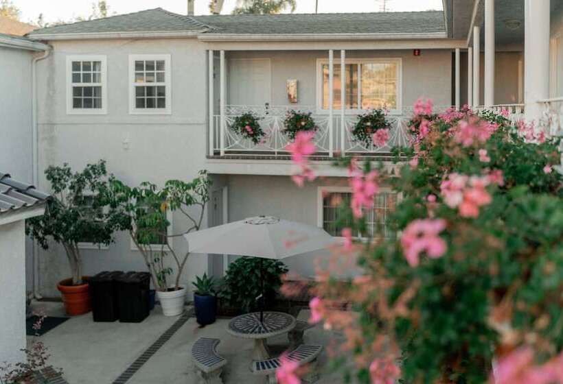 ホテル Ocean Park Inn