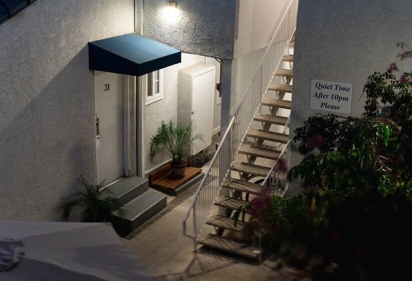 ホテル Ocean Park Inn