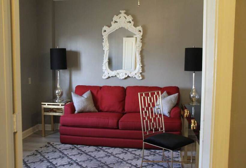 호텔 Old Capitol Inn