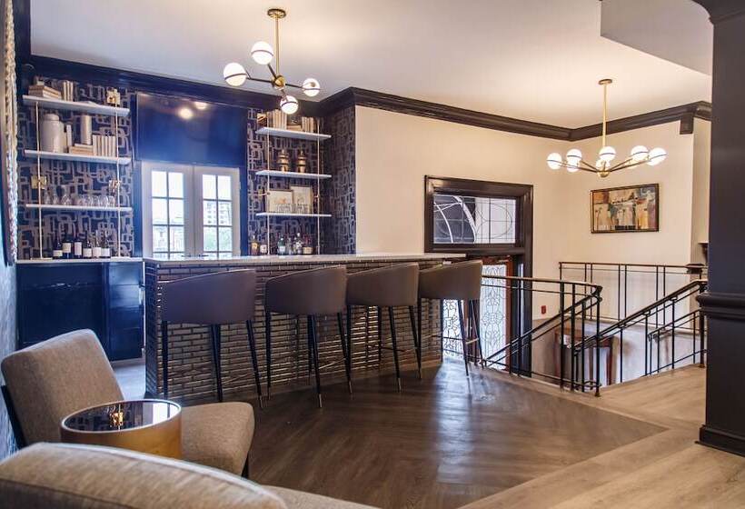 호텔 Old Capitol Inn