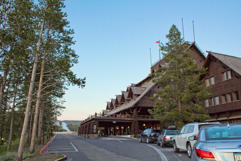 فندق Old Faithful Lodge & Cabins   Inside The Park