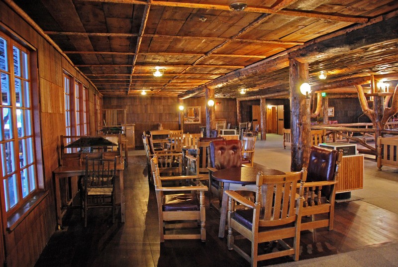 فندق Old Faithful Lodge & Cabins   Inside The Park
