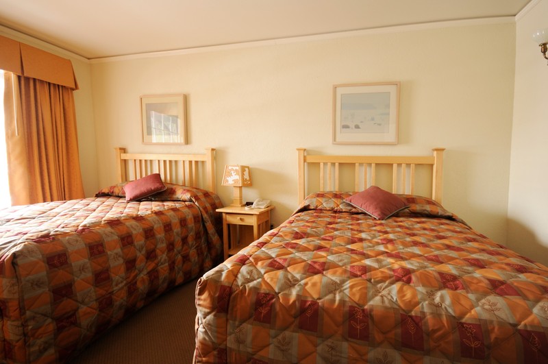 فندق Old Faithful Lodge & Cabins   Inside The Park