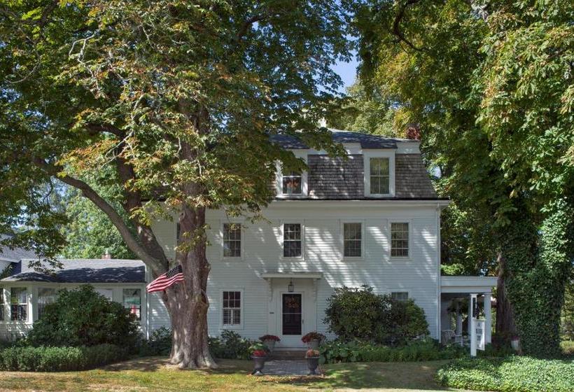 ホテル Old Manse Inn