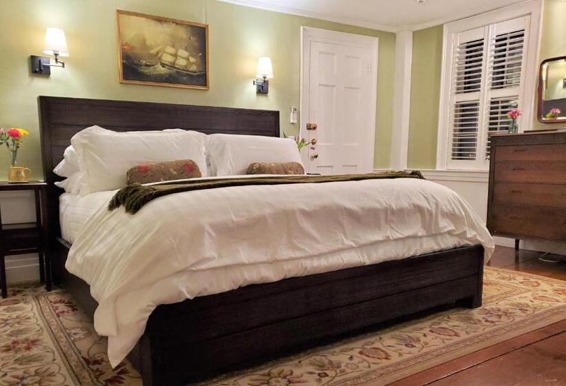 ホテル Old Manse Inn