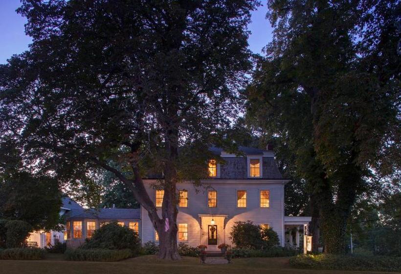 ホテル Old Manse Inn