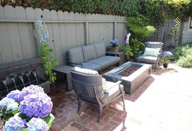 호텔 Old Thyme Inn