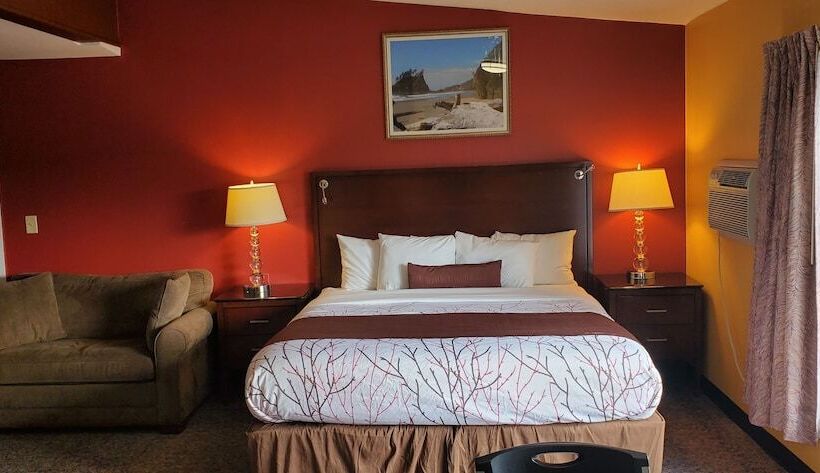 Отель Olympic Inn & Suites