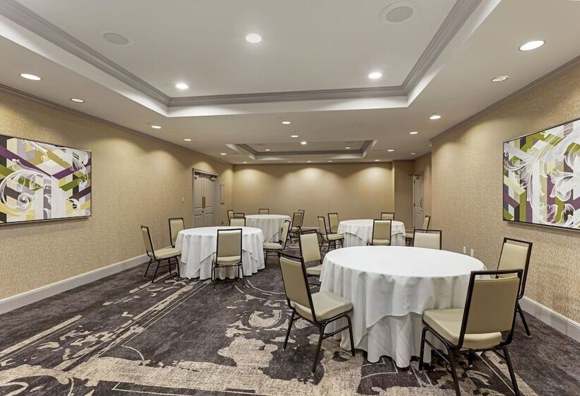 Omni New Haven Hotel At Yale