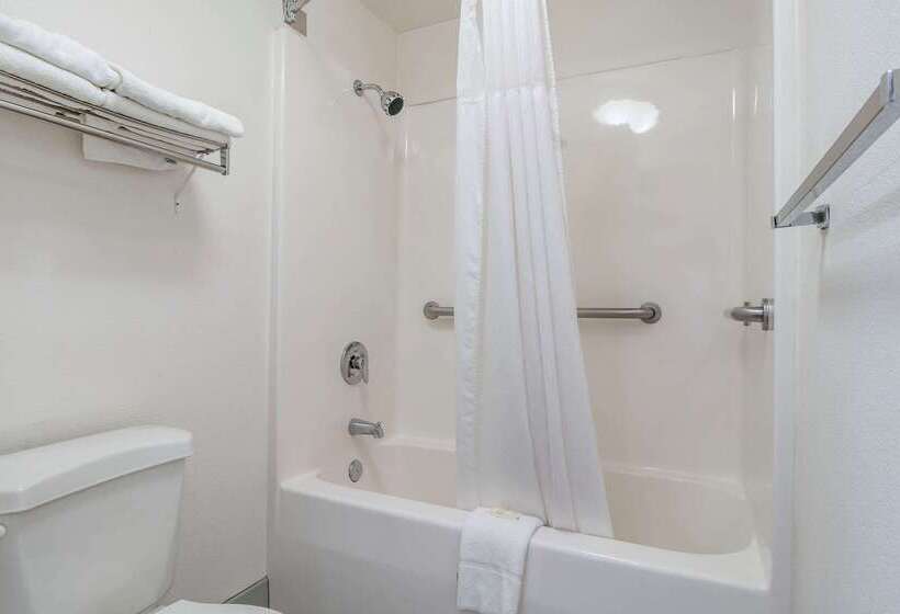 فندق Quality Inn Central Roseburg