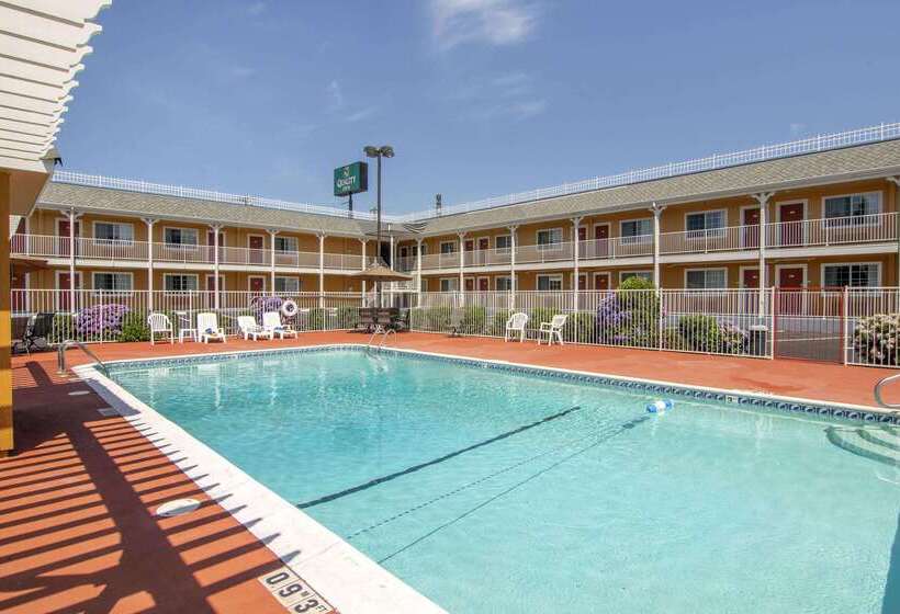 فندق Quality Inn Central Roseburg