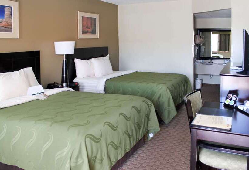 Отель Quality Inn Navajo Nation Capital