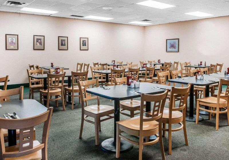 Отель Quality Inn Navajo Nation Capital