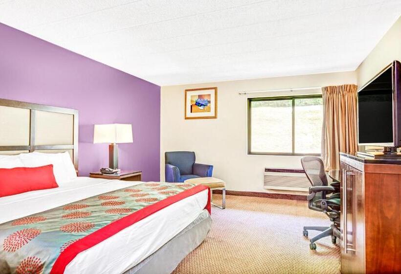 فندق Ramada By Wyndham Rockaway