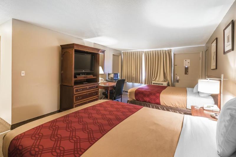 Отель Red Lion Inn & Suites Yakima