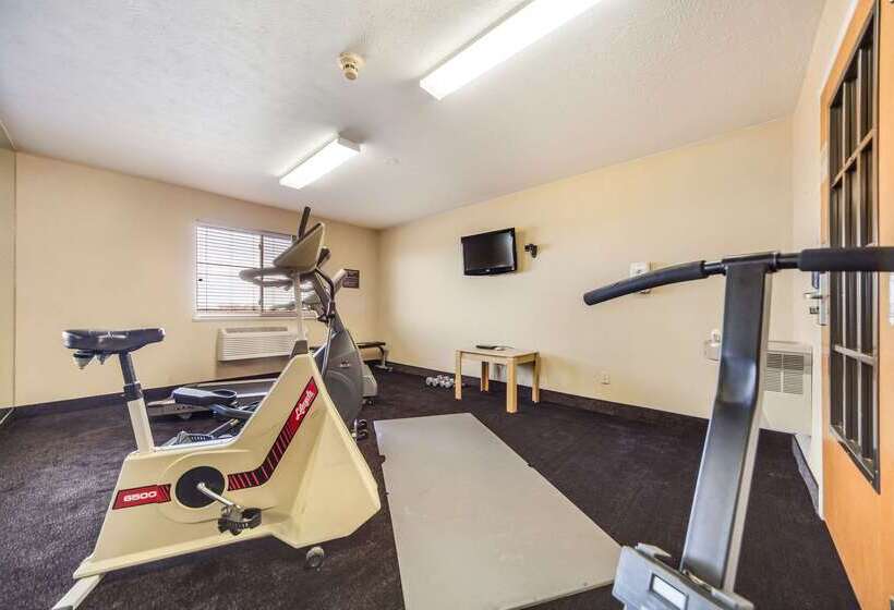 فندق Rodeway Inn