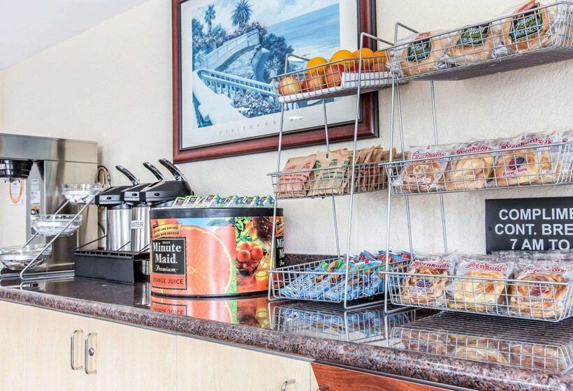 فندق Rodeway Inn San Clemente Beach