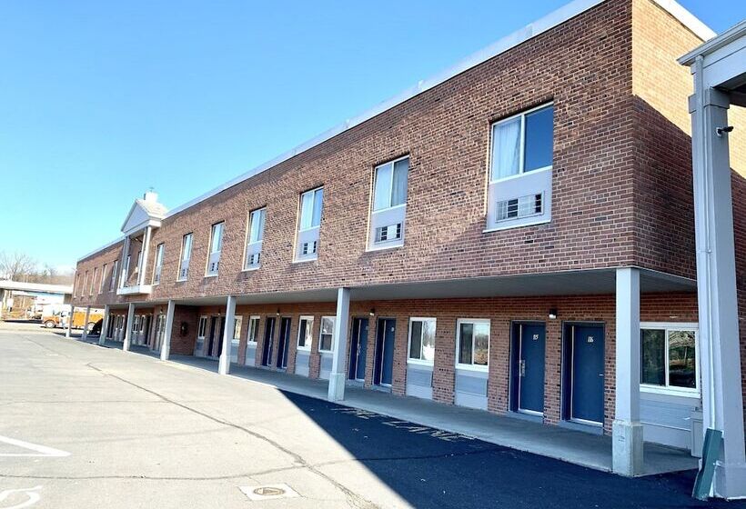 בית מלון כפרי Tappan Zee