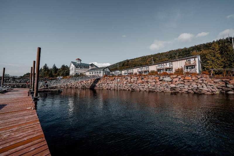 בית מלון כפרי The Ketch Inn