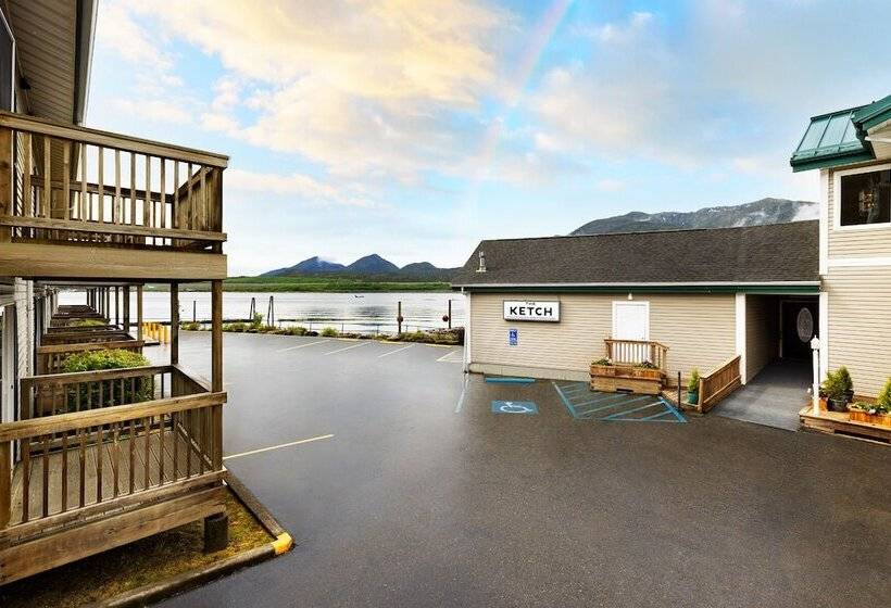 בית מלון כפרי The Ketch Inn