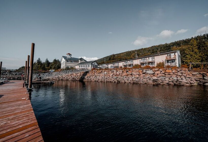 בית מלון כפרי The Ketch Inn