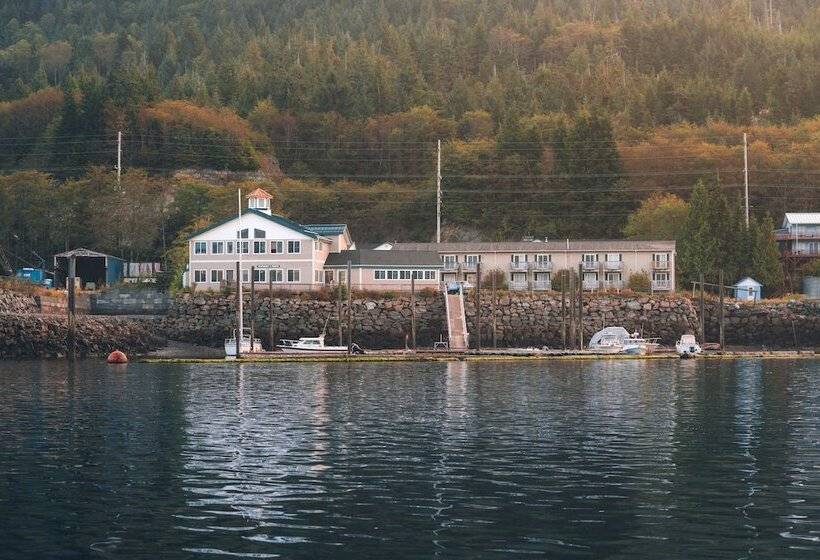 בית מלון כפרי The Ketch Inn