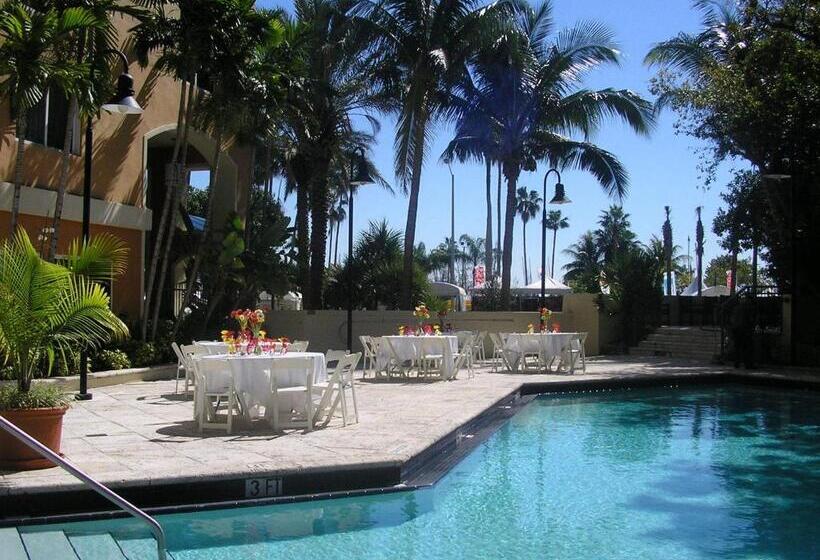 فندق The Mutiny Luxury Suites