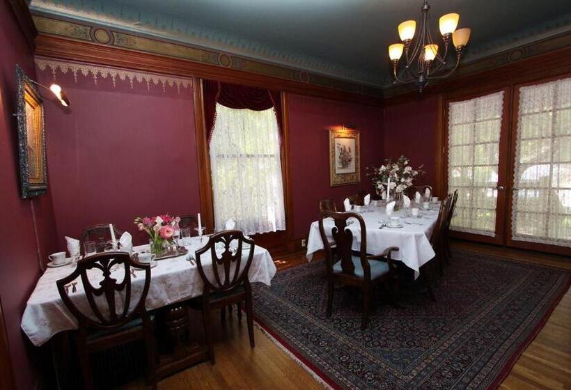 Отель The Napa Inn