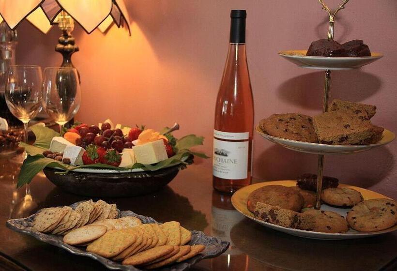 Отель The Napa Inn