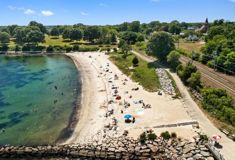 فندق The Niantic Inn