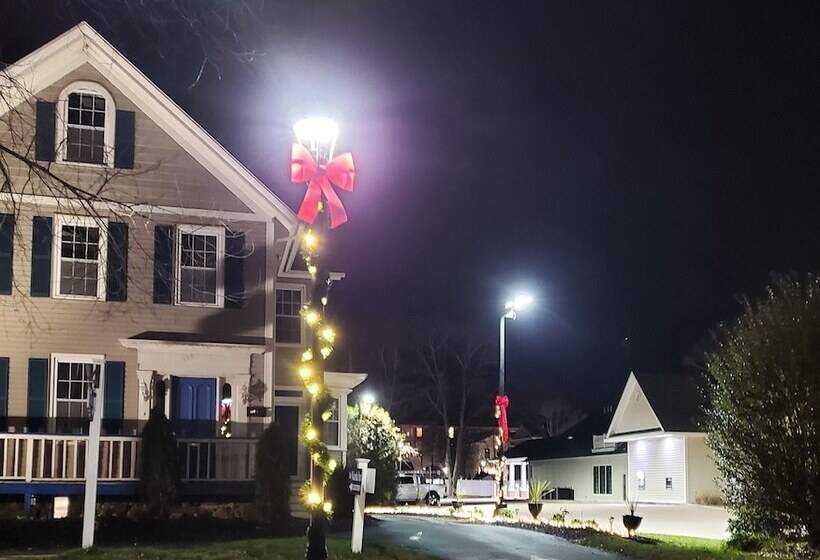 فندق The Niantic Inn