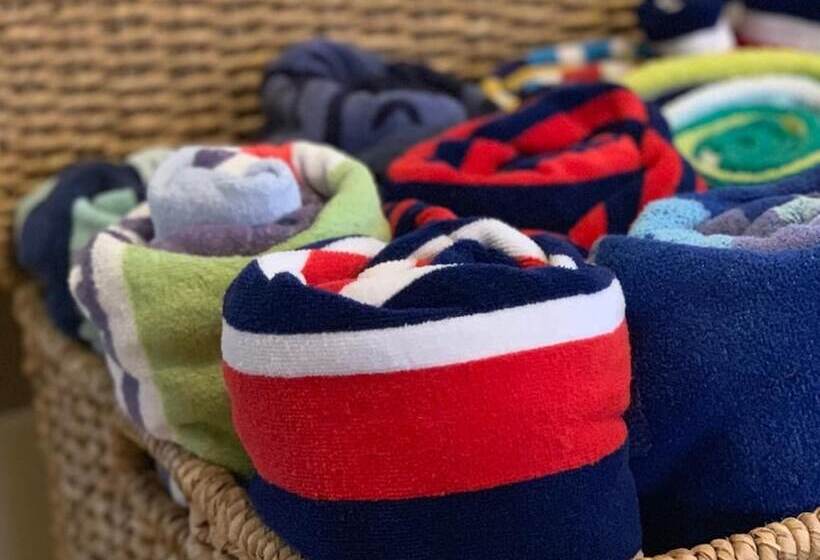 فندق The Oak Bluffs Inn