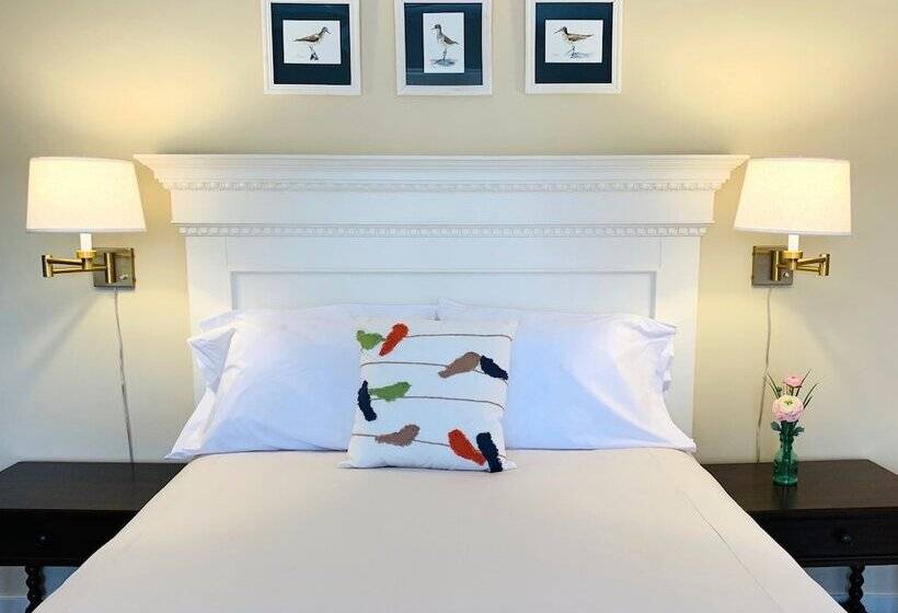 فندق The Oak Bluffs Inn