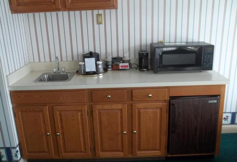 The Hotel Ojibway, Trademark Collection By Wyndham