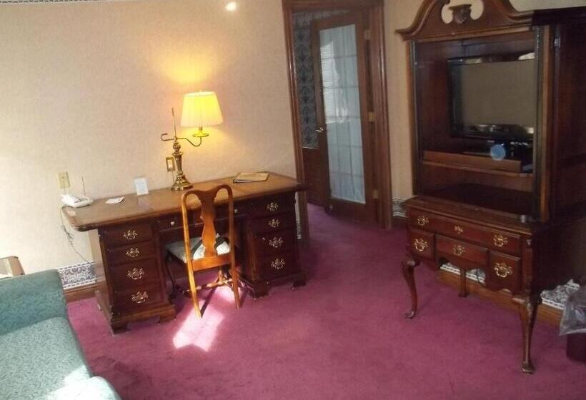 The Hotel Ojibway, Trademark Collection By Wyndham