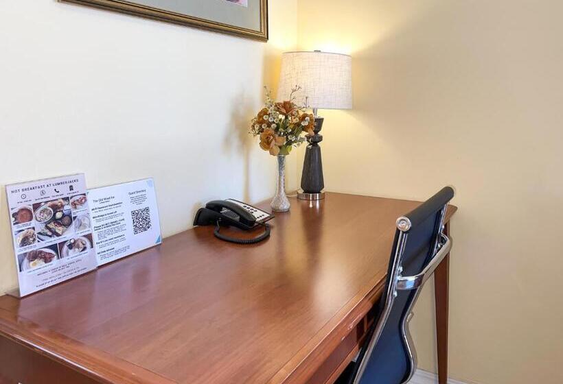 ホテル The Old West Inn