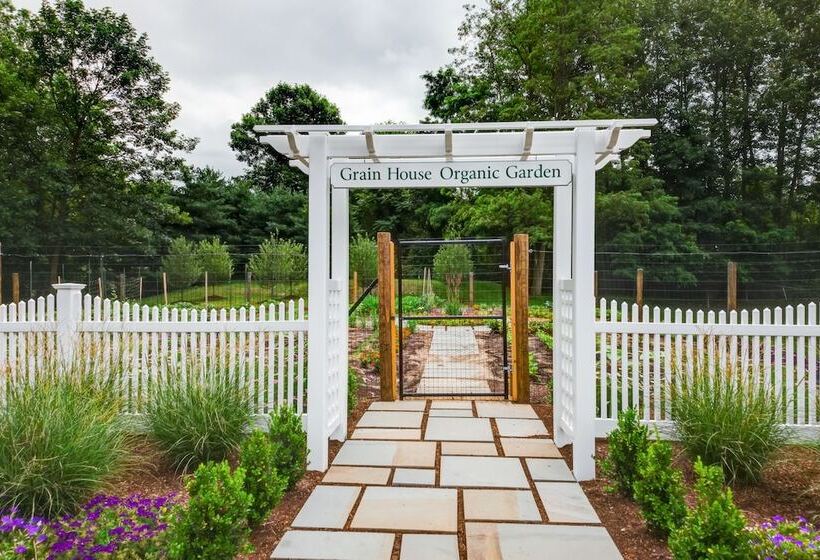 فندق Olde Mill Inn