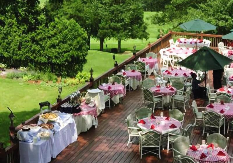 בית מלון כפרי The Spa At Norwich Inn